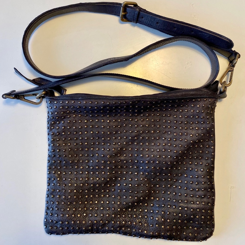 Borse in Pelle Grey Leather Studded Crossbody Purse